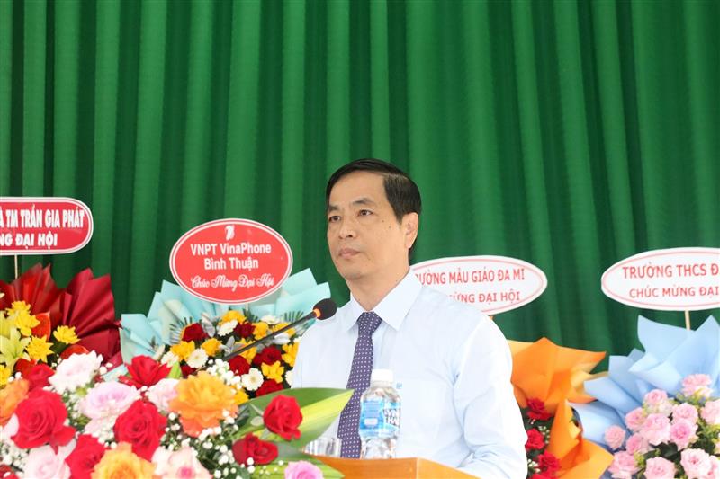 Đồng chí Võ Thanh Bình, Ủy viên Ban Thường vụ Tỉnh ủy, Trưởng Ban Tuyên giáo và Dân vận Tỉnh ủy phát biểu chỉ đạo tại Đại hội