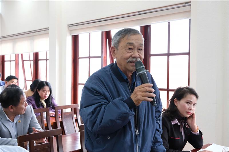 Ông Huỳnh Việt Hùng - Bí thư Chi bộ Công ty TNHH Lửa Hồng phát biểu ý kiến tại Hội nghị