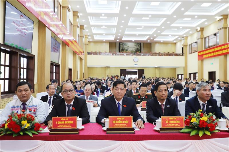 Các đồng chí Ủy viên Ban Thường vụ Tỉnh ủy dự Đại hội