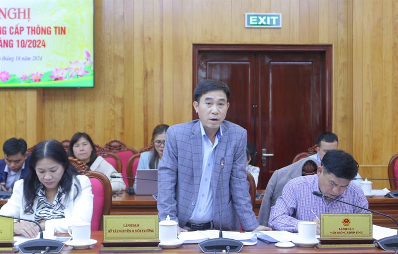 Đại diện lãnh đạo Sở Tài nguyên và Môi trường trả lời về việc đấu giá khai thác cát tại Lâm Đồng