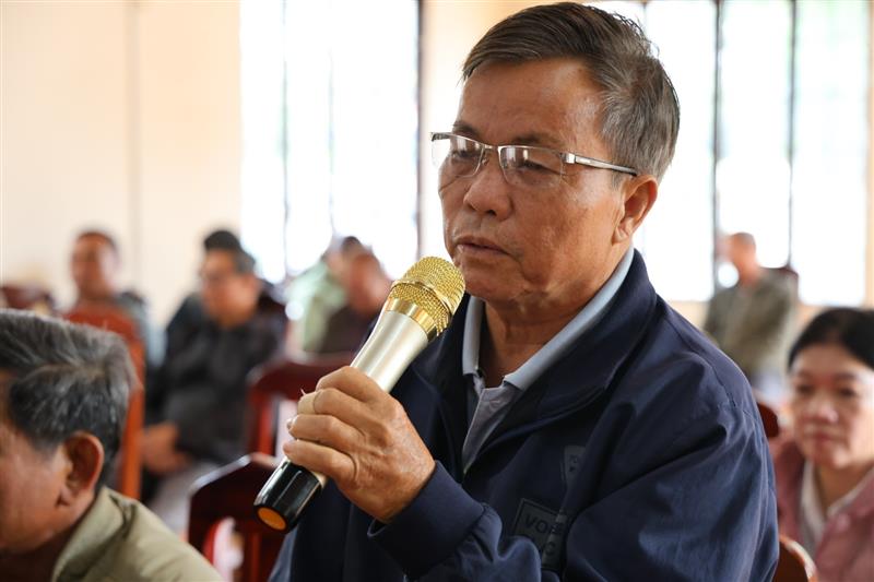 Cử tri xã Di Linh bày tỏ kỳ vọng các đại biểu khi trúng cử sẽ phát huy vai trò đại diện, phản ánh tâm tư, nguyện vọng của Nhân dân. Ảnh tư liệu