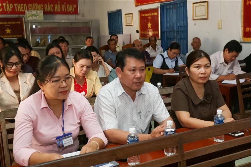 Cử tri xã Lương Sơn tham dự hội nghị tiếp xúc cử tri