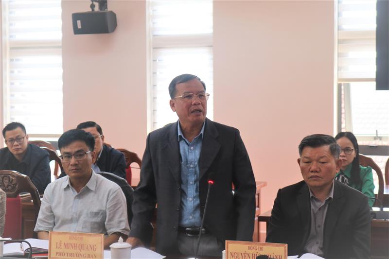 Phó Trưởng Ban Tuyên giáo và Dân vận Tỉnh ủy Lâm Đồng Lê Minh Quang phát biểu ý kiến tại buổi làm việc.
