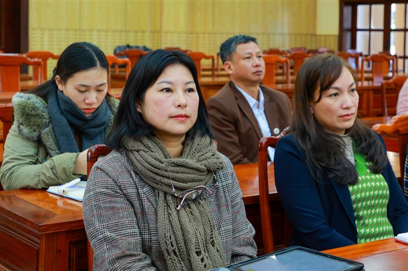 Đại diện lãnh đạo các doanh nghiệp hoạt động lĩnh vực khoa học, công nghệ, thông tin dự Hội nghị tại điểm cầu Tỉnh uỷ Lâm Đồng
