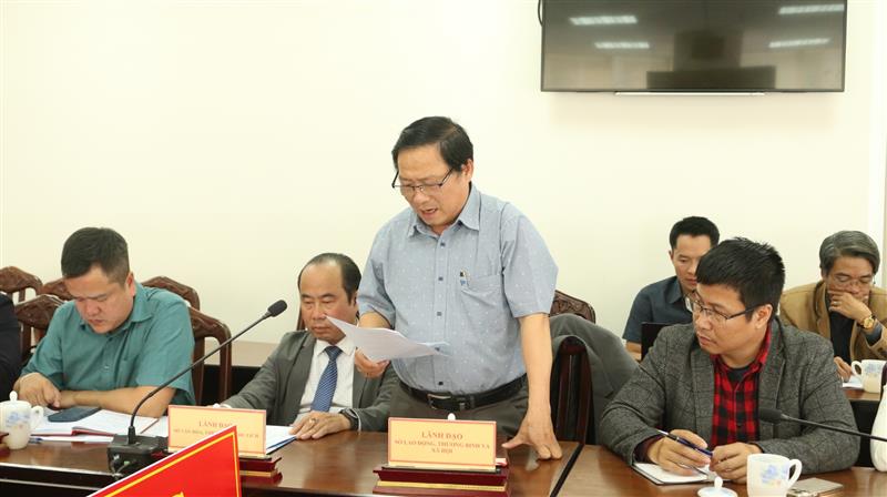 Đại diện lãnh đạo Sở Lao động Thương binh và Xã hội trả lời về việc Công ty Cổ phần Môi trường Xanh nợ lương công nhân