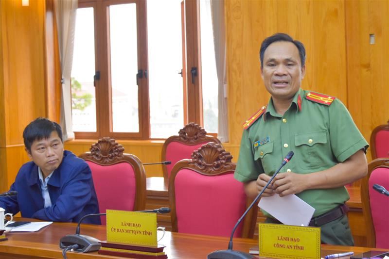 Đại diện Công an tỉnh thông tin tình hình an ninh chính trị, trật tự an toàn xã hội tại các vùng đồng bào DTTS tỉnh.