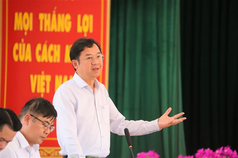 Trưởng Ban Tuyên giáo và Dân vận Tỉnh ủy Lâm Đồng Tôn Thiện Đồng phát biểu tại buổi làm việc