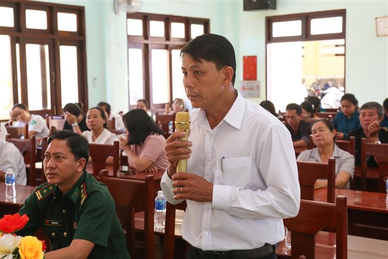 Cử tri xã Hòa Thắng đề nghị tỉnh quan tâm đầu tư, mở rộng các tuyến đường kết nối xã Hòa Thắng với sân bay Phan Thiết và Quốc lộ 1A