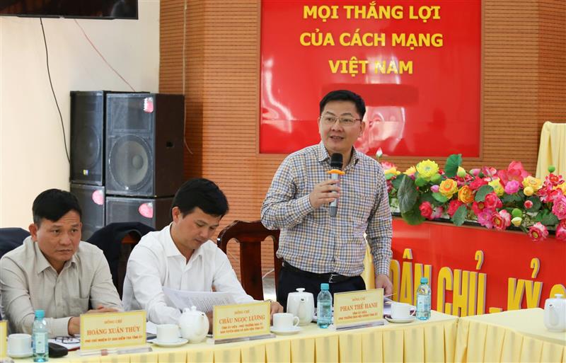 Đồng chí Phan Thế Hanh, Tỉnh ủy viên, Phó trưởng Ban Nội chính Tỉnh ủy phát biểu tại buổi làm việc