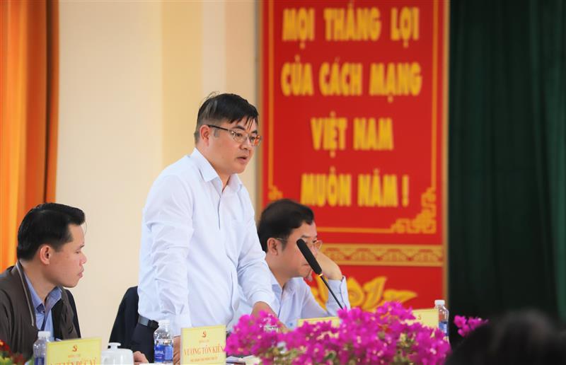 Phó trưởng Ban Tổ chức Tỉnh ủy Lâm Đồng Phạm Ngọc Hà phát biểu tại buổi làm việc