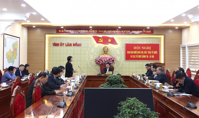 Quang cảnh hội nghị.