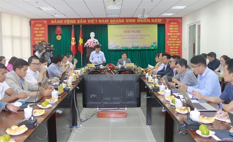 Các đại biểu tham dự hội nghị