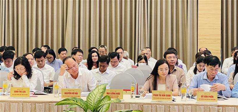 Các đại biểu tham dự Hội thảo.