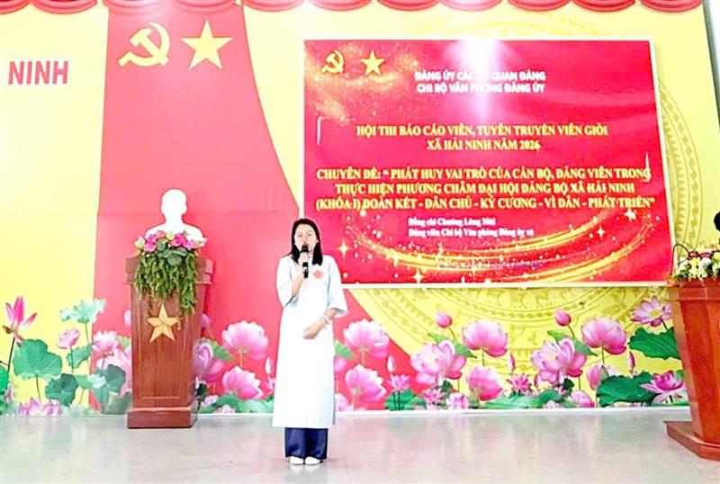 Thí sinh tham gia phần thi thuyết trình