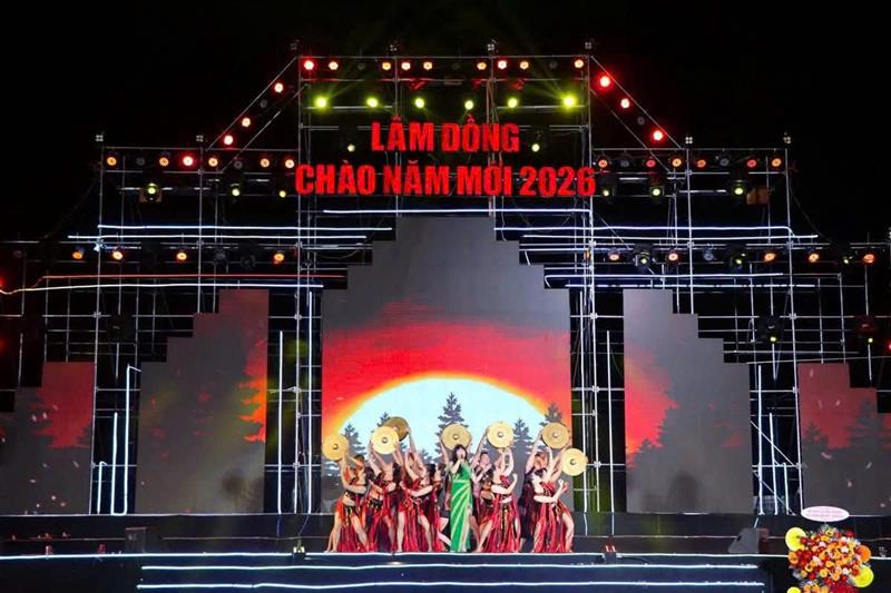  Chào đón thời khắc chuyển giao sang năm mới 2026