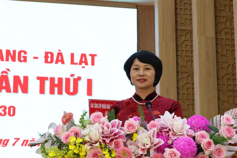 Đồng chí Phạm Thị Phúc, Phó Bí thư Tỉnh ủy, Chủ tịch Uỷ ban MTTQ Việt Nam tỉnh Lâm Đồng phát biểu chỉ đạo tại Đại hội