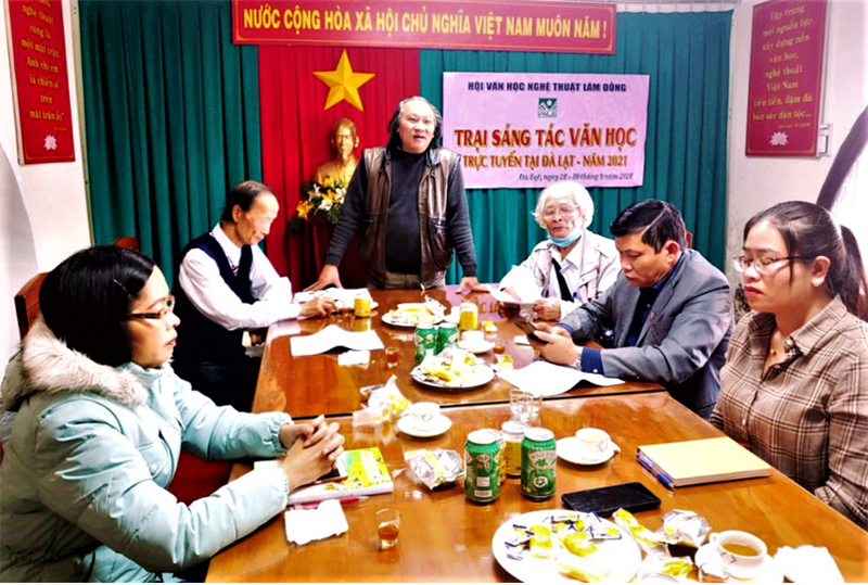 Khai mạc Trại sáng tác văn học năm 2021. Ảnh Thanh Dương Hồng.