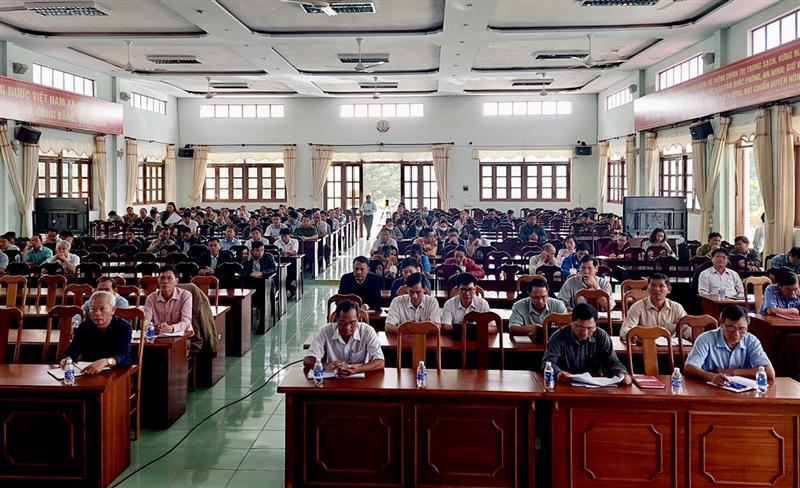 Quang cảnh hội nghị điểm cầu huyện Di Linh.