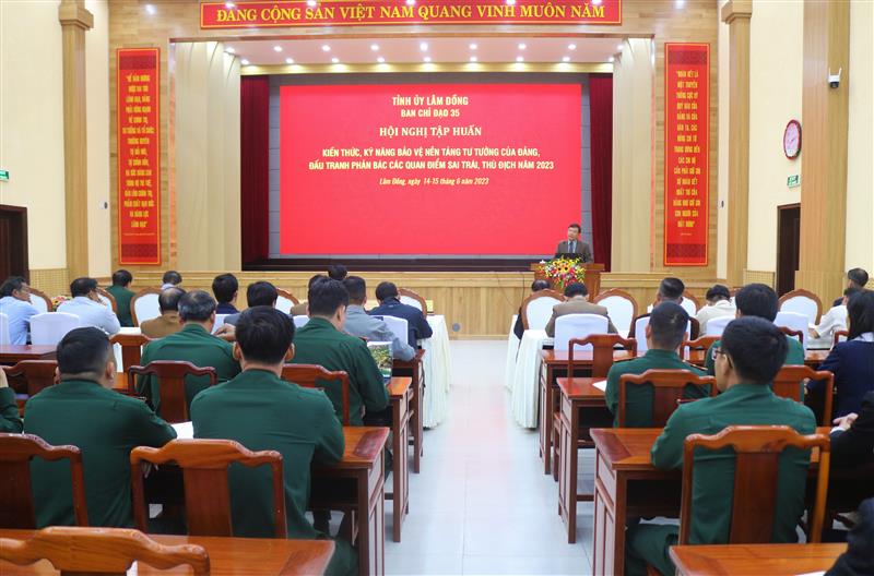 Quang cảnh hội nghị tập huấn.