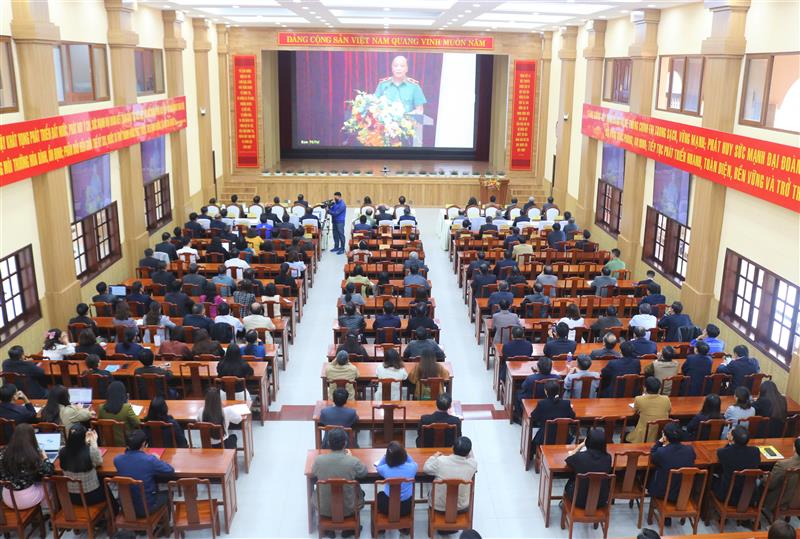 Quang cảnh hội nghị tại Hội trường Tỉnh ủy.