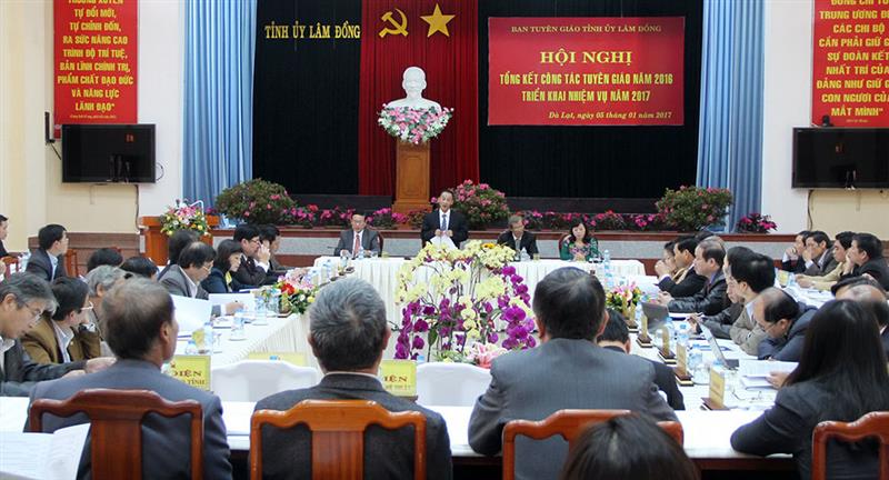 Toàn cảnh hội nghị