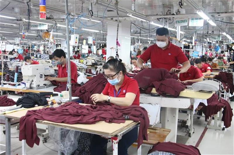 Từ ngày 1/7/2022, Nghị định 38/2022/NĐ-CP của Chính phủ đã điều chỉnh tăng mức lương tối thiểu vùng