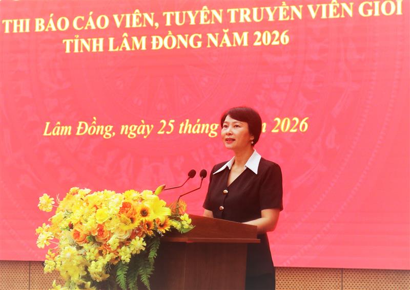 Phó Bí thư Tỉnh ủy, Chủ tịch Ủy ban MTTQ Việt Nam tỉnh Lâm Đồng Phạm Thị Phúc phát biểu chỉ đạo và giao nhiệm vụ tại Hội thi Báo cáo viên, tuyên truyền viên giỏi năm 2026. Phó Bí thư Tỉnh ủy, Chủ tịch Ủy ban MTTQ Việt Nam tỉnh Lâm Đồng Phạm Thị Phúc phát biểu chỉ đạo và giao nhiệm vụ tại Hội thi Báo cáo viên, tuyên truyền viên giỏi năm 2026.