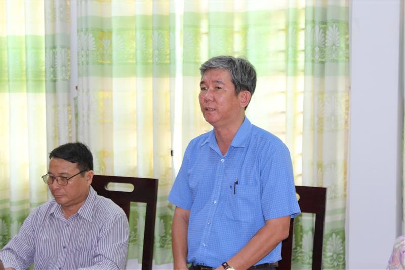 Chủ tịch UBND phường Phước Hội Huỳnh Thanh Quốc Việt báo cáo tại buổi làm việc Chủ tịch UBND phường Phước Hội Huỳnh Thanh Quốc Việt báo cáo tại buổi làm việc